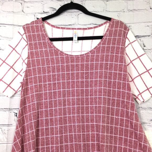 Lularoe Women's Window Pane Plaid Short Sleeve Round Neck T-Shirt Size Small - Picture 2 of 10